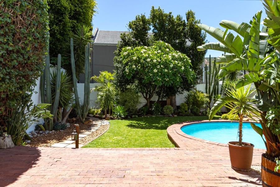 3 Bedroom Property for Sale in Tamboerskloof Western Cape